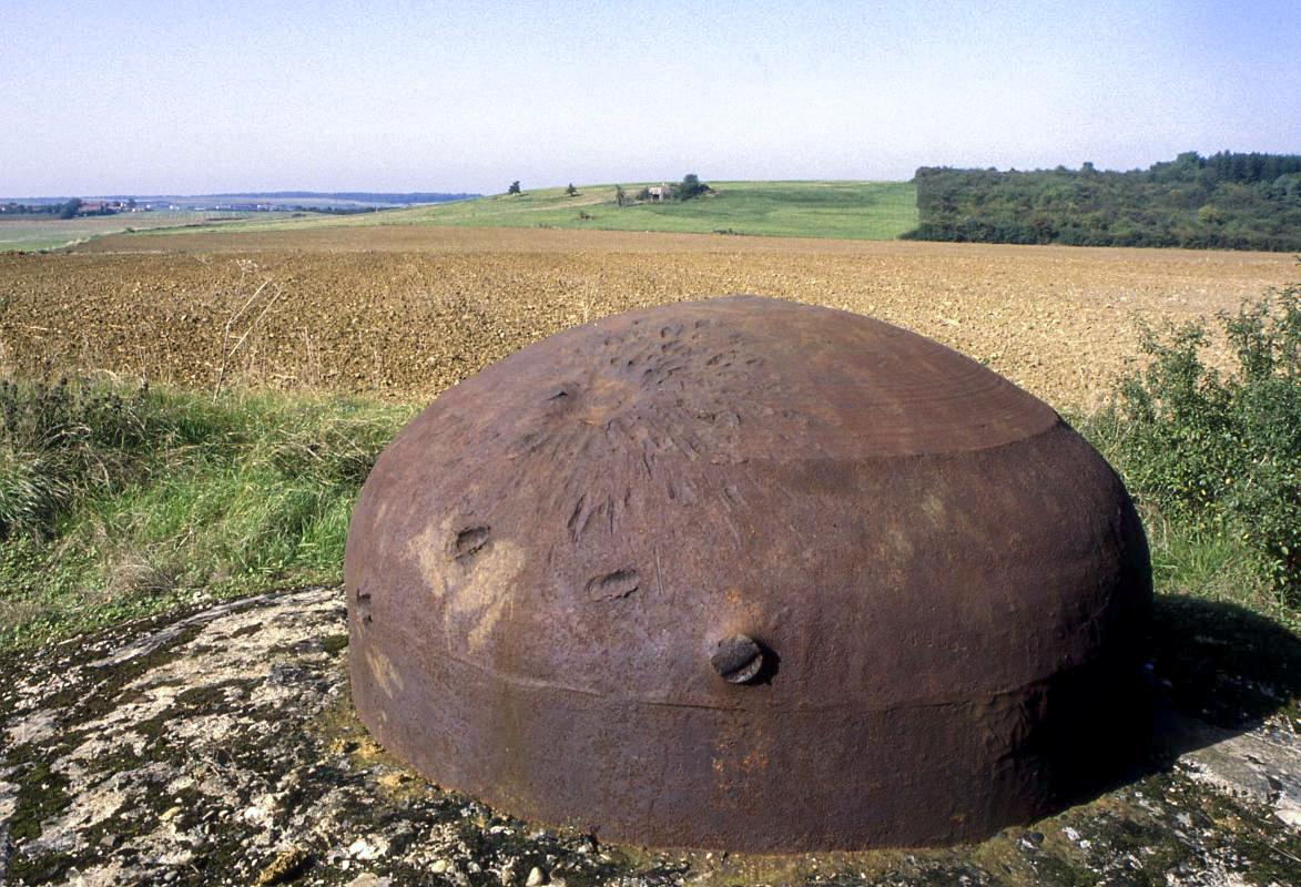 Ligne Maginot - PUXIEUX - O2 - (Observatoire d'artillerie) - Cloche GFM - Valentin Hemmert