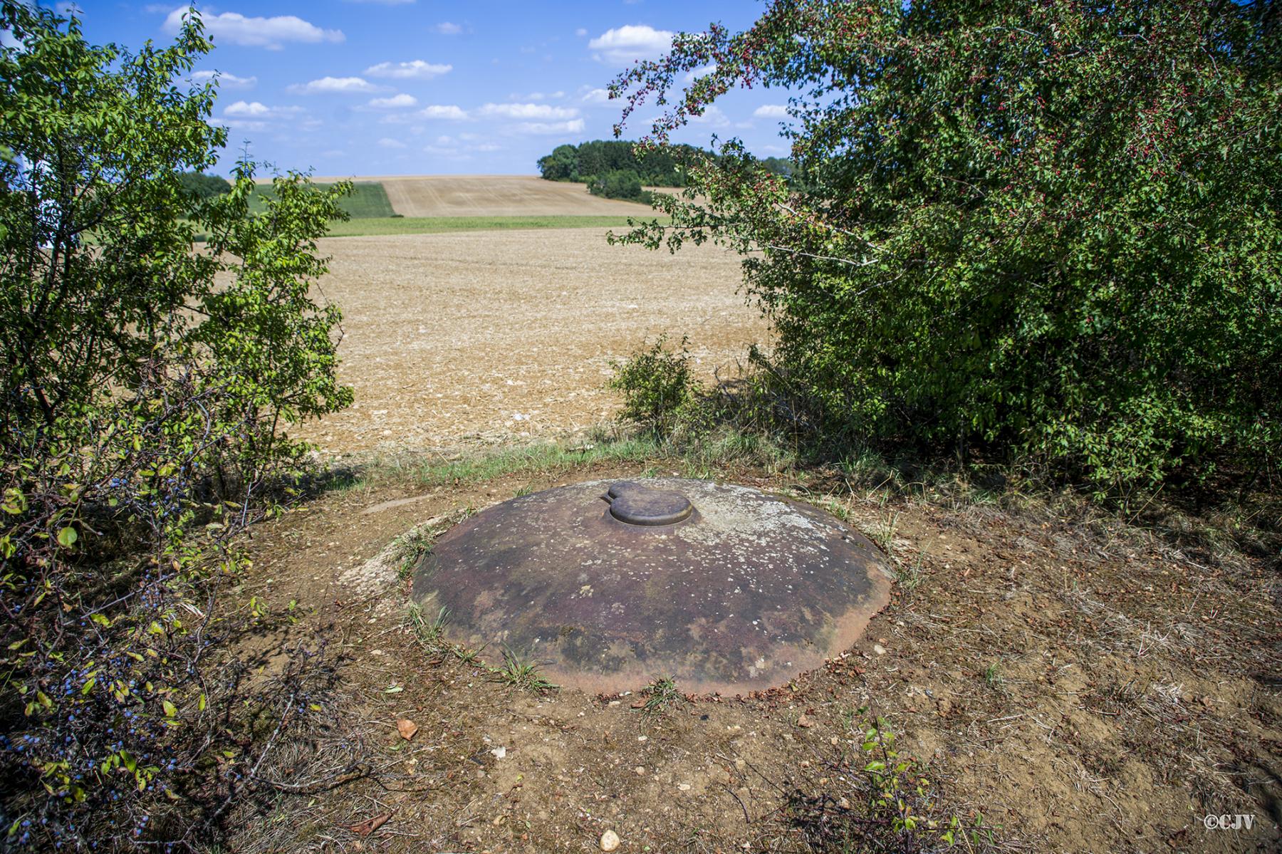 Ligne Maginot - PUXIEUX - O2 - (Observatoire d'artillerie) - La cloche VP - Lia VERMEULEN