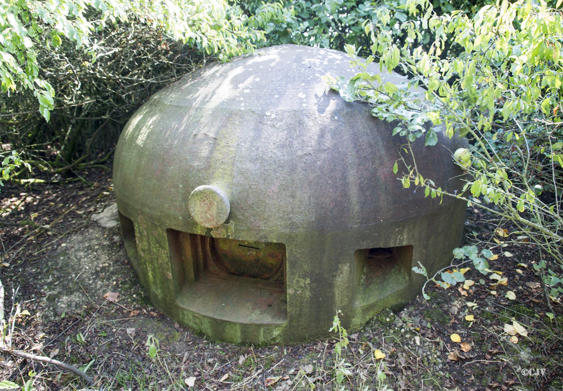 Ligne Maginot - PUXIEUX - O2 - (Observatoire d'artillerie) - Cloche pour jumelage de mitrailleuses - Lia VERMEULEN
