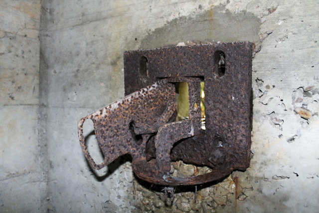 Ligne Maginot - SCHITTEFELD 2 - (Blockhaus pour arme infanterie) - Support de l'arme - Christian LENHARD