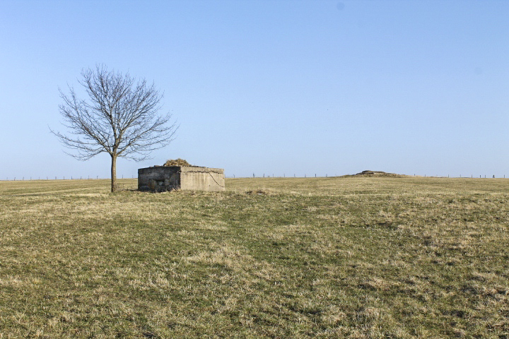 Ligne Maginot - STAND de TIR Est (Blockhaus pour arme infanterie) - Au fond à droite, la chambre de coupure X59 - Christian LENHARD