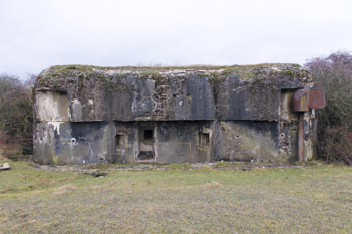 Ligne Maginot - STATION DE ROHRBACH - (Casemate d'infanterie) - La façade arrière et l'entrée - Christian LENHARD