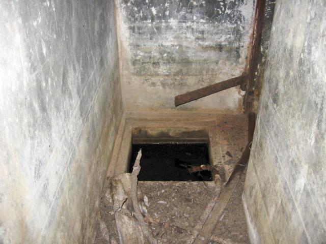 Ligne Maginot - X57 - (Chambre de coupure - Avec central) - Sas d'entrée - Christian LENHARD