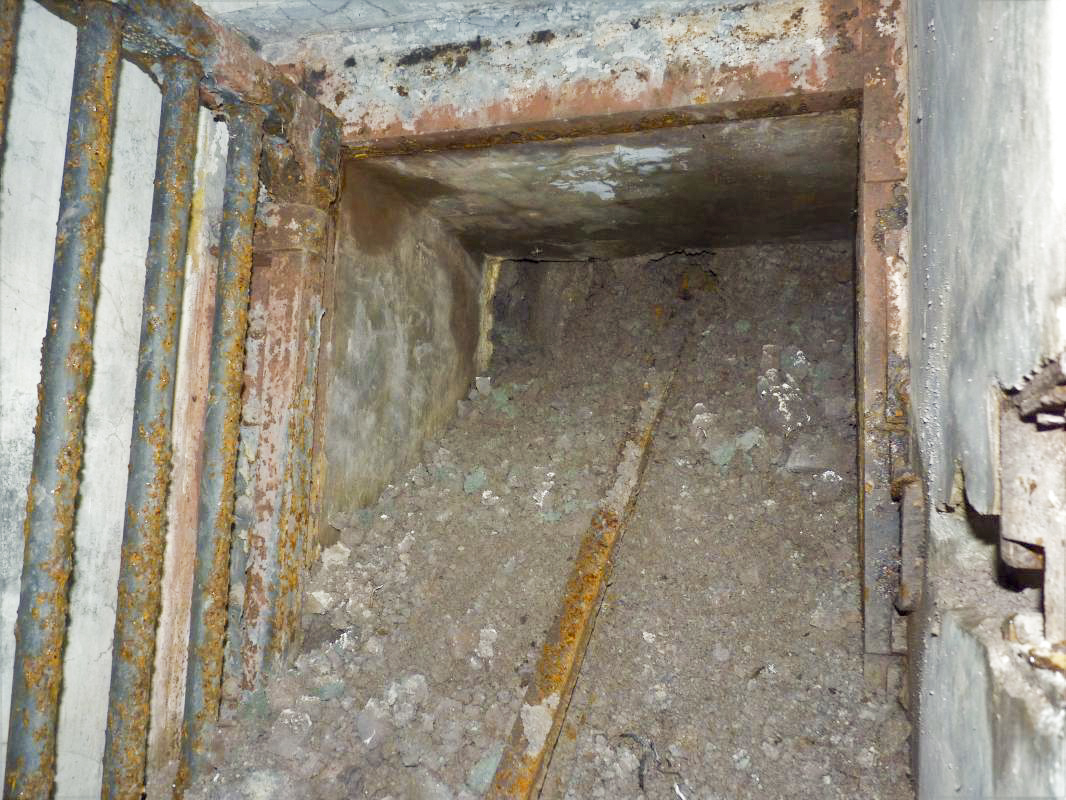 Ligne Maginot - BOVENBERG - A27 - (Ouvrage d'infanterie) - Bloc 4
Issue de secours - Aditus