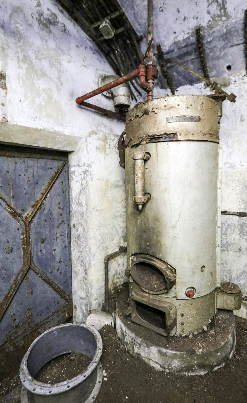 Ligne Maginot - FROHMUHL (PC DU QUARTIER KAPELLENHOF - II/153° RIF) - (Abri) - Usine électrique
Chaudière vapeur au charbon - Philippe EVA