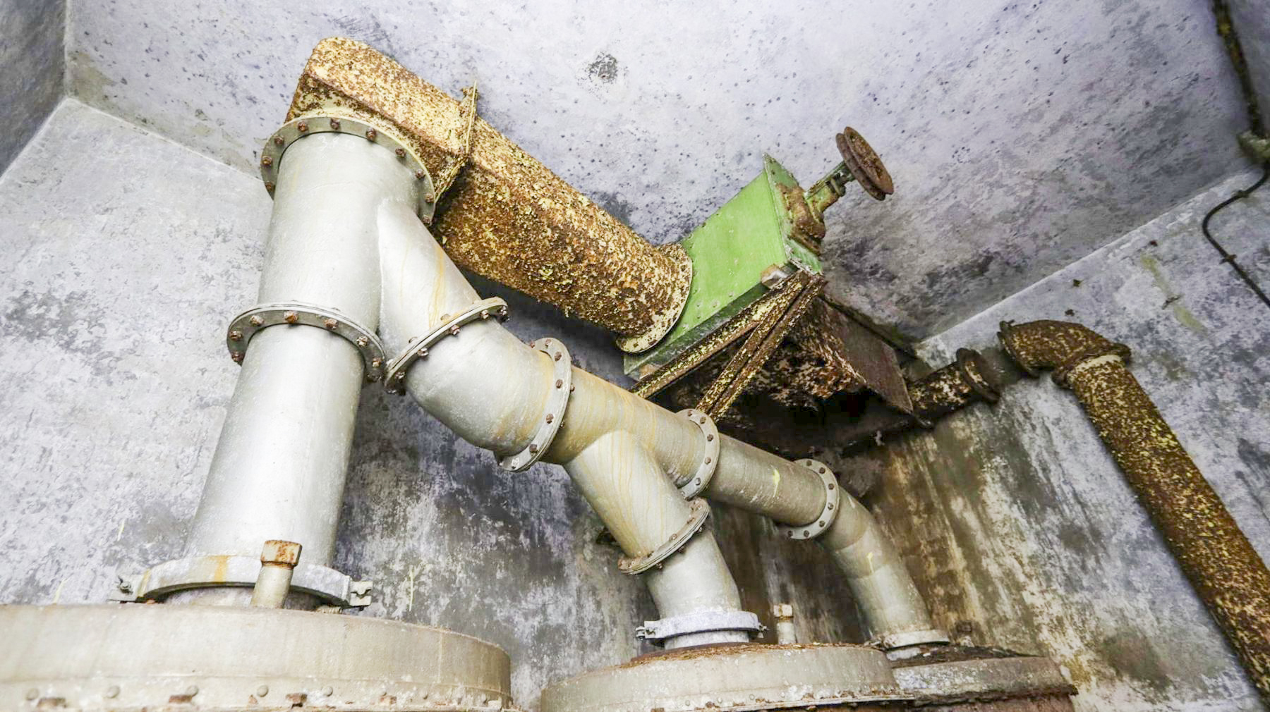 Ligne Maginot - FROHMUHL (PC DU QUARTIER KAPELLENHOF - II/153° RIF) - (Abri) - Salle des filtres
Le plénum d'arrivée de l'air extérieur - Philippe EVA