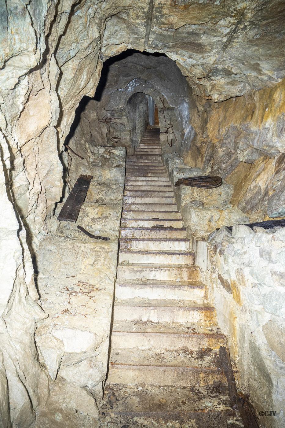 Ligne Maginot - AMODON - (Abri) - Escalier Nord - Lia VERMEULEN
