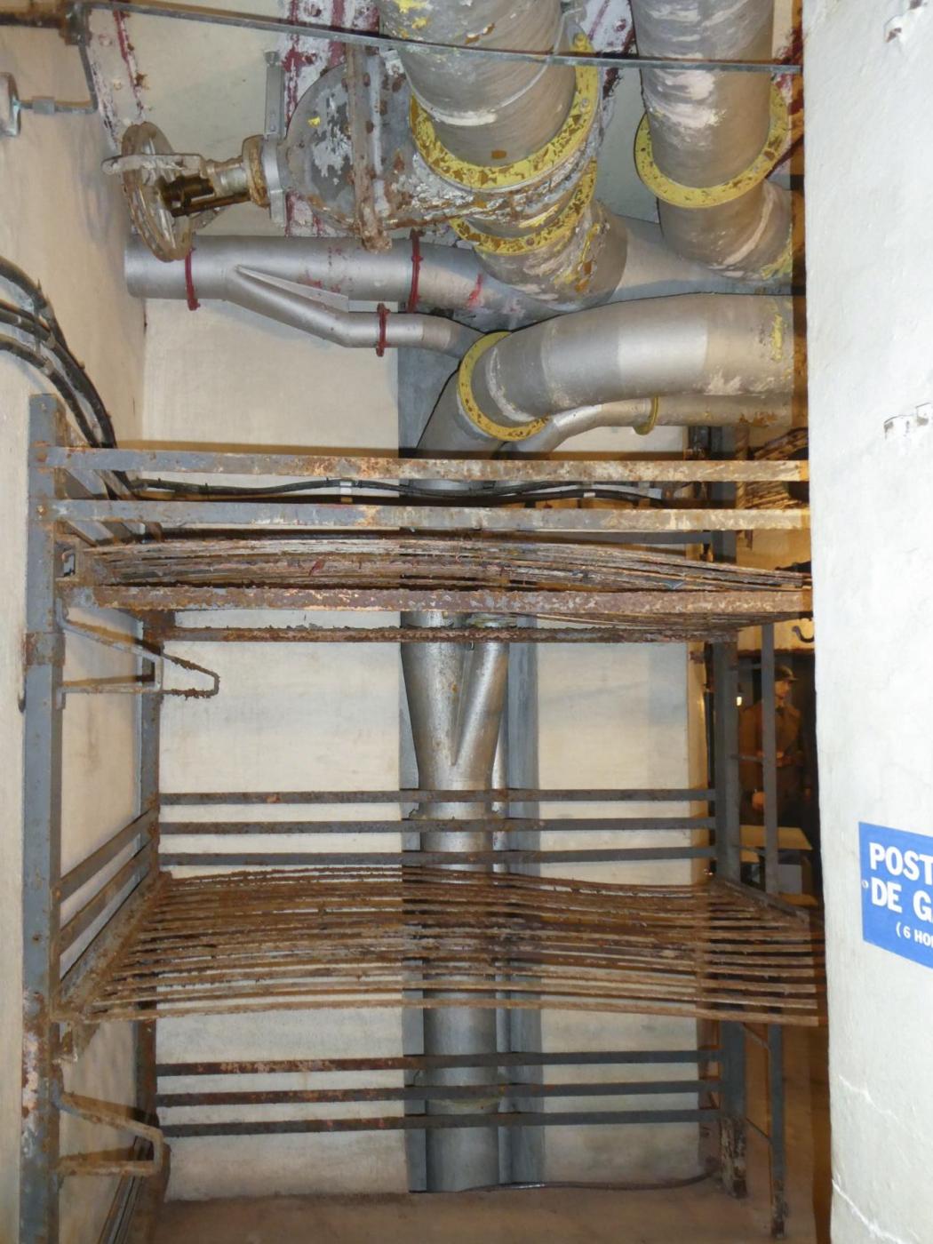 Ligne Maginot - SAINT ROCH (SHR) - (Ouvrage d'artillerie) - Bloc 1
Salle de garde - ELLENA - CUNY