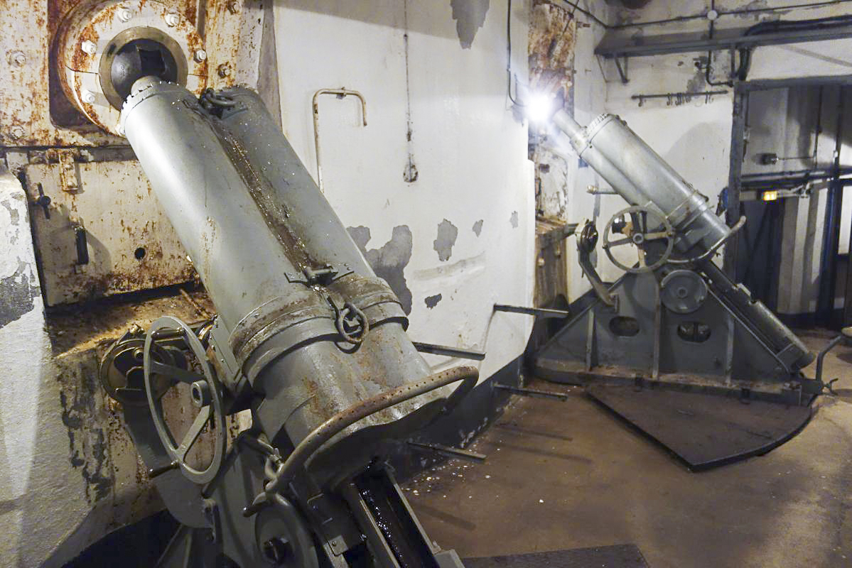 Ligne Maginot - SAINT ROCH (SHR) - (Ouvrage d'artillerie) - Bloc 4
Mortiers de 81 - Michel Teiten