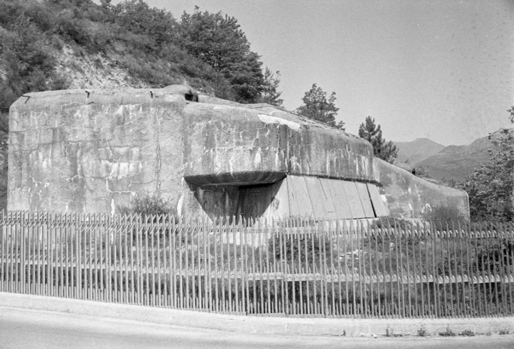 Ligne Maginot - SAINT ROCH (SHR) - (Ouvrage d'artillerie) - Bloc 4
Les panneaux de protection en place - LOVINY Alain