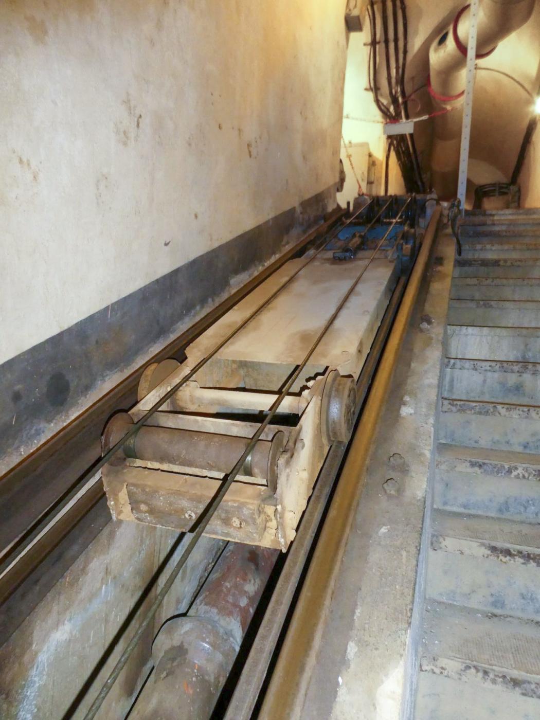 Ligne Maginot - SAINT ROCH (SHR) - (Ouvrage d'artillerie) - Le plan incliné - ELLENA - CUNY