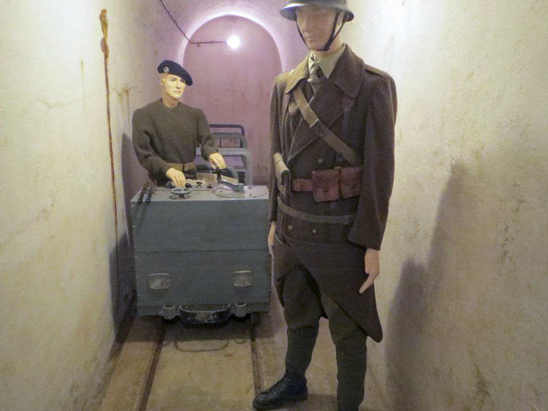 Ligne Maginot - SAINT ROCH (SHR) - (Ouvrage d'artillerie) - Garage wagonnet - Randonneur62
