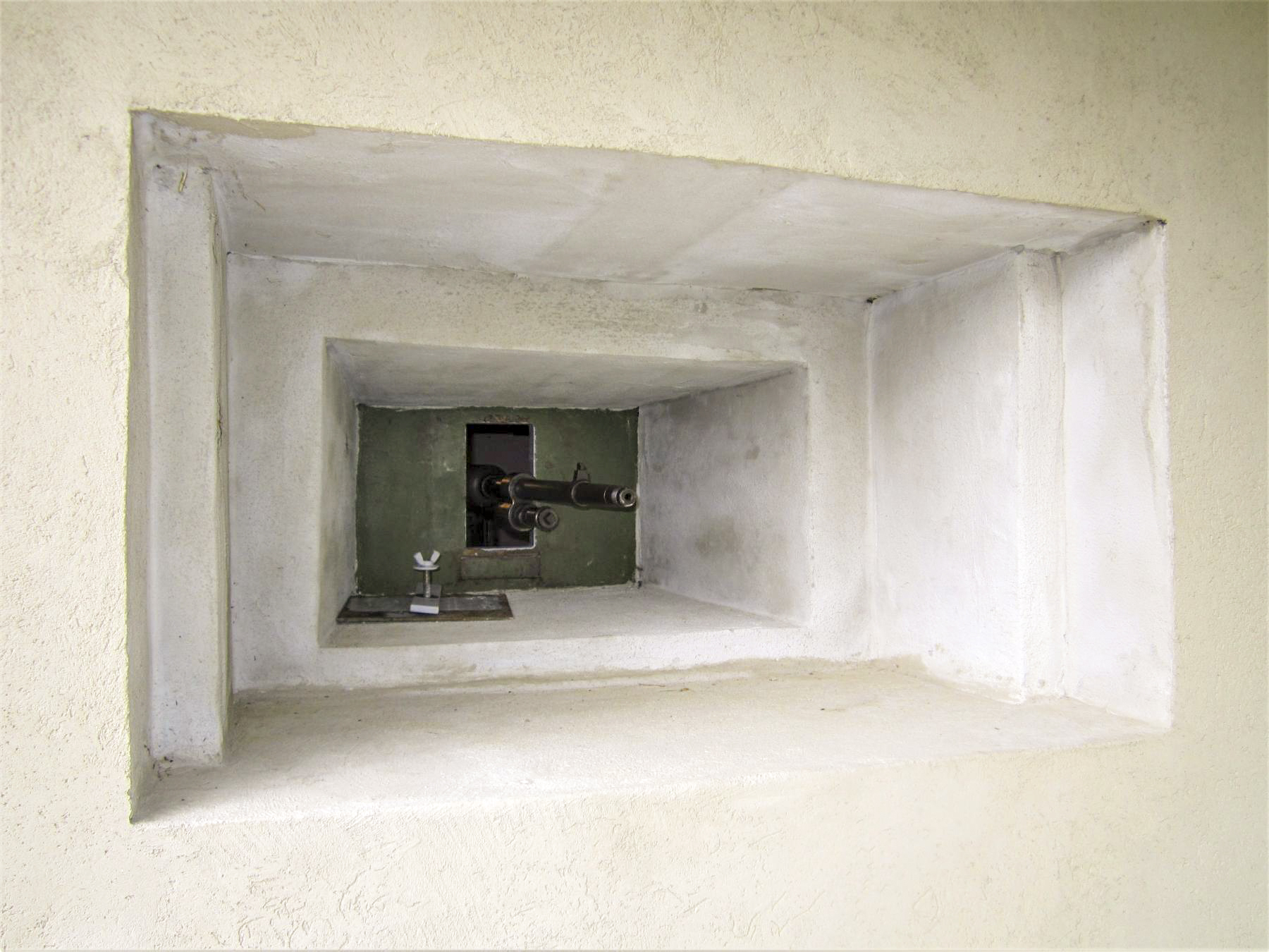 Ligne Maginot - 86 - ASCHENBACH - (Casemate d'infanterie - Double) - Créneau mitrailleuse sud-ouest - Gregory Fuchs