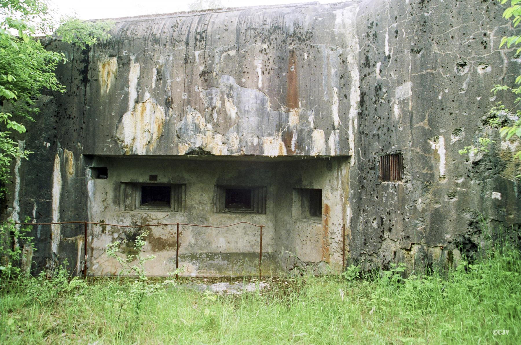 Ligne Maginot - SIMSERHOF - (Ouvrage d'artillerie) - Bloc 2 - Lia VERMEULEN