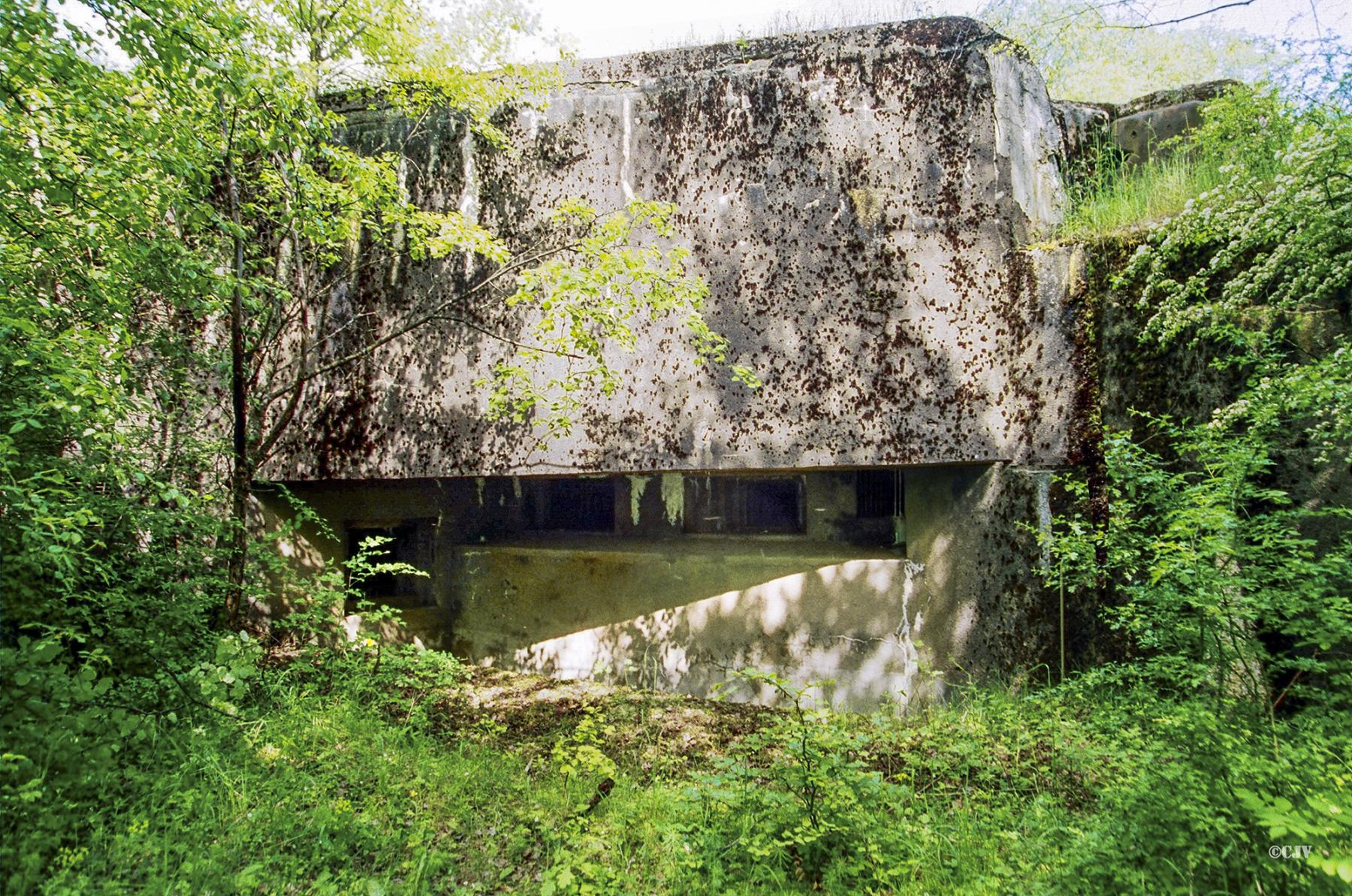 Ligne Maginot - SIMSERHOF - (Ouvrage d'artillerie) - Bloc 3 - Lia VERMEULEN