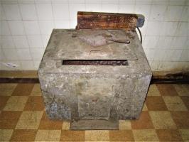 Ligne Maginot - SAINT GOBAIN - (Ouvrage d'infanterie) - La cuisine
Conteneur à charbon journalier de l'ancienne cuisinière