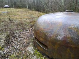 Ligne Maginot - SIMSERHOF - (Ouvrage d'artillerie) - Bloc 5
Cloche VDP dont le camouflage ressort à l'humidité.