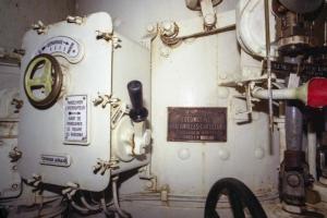 Ligne Maginot - SIMSERHOF - (Ouvrage d'artillerie) - Bloc 8
Tourelle de 75/33
Commande électrique du pointage latéral