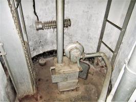 Ligne Maginot - SAINT GOBAIN - (Ouvrage d'infanterie) - Bloc 3
Ventilateur et récupérateur des douilles de la cloche GFM/J2