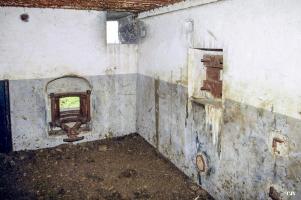 Ligne Maginot - BRUILLE SUD 2 - (Casemate d'infanterie - Simple) - Chambre de tir
Créneau pour Hotchkiss avec support et créneau pour FM