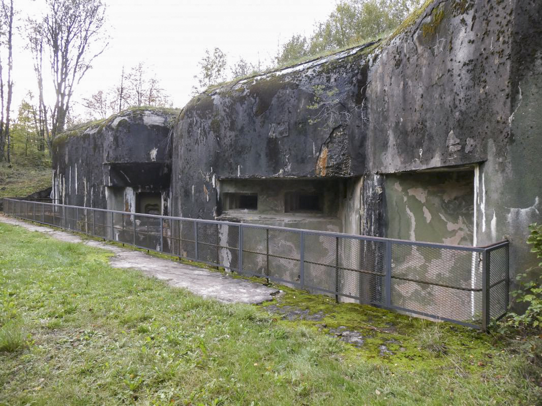 Ligne Maginot - SIMSERHOF - (Ouvrage d'artillerie) - Bloc 4 - ELLENA - CUNY