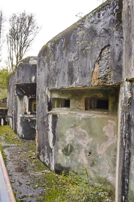 Ligne Maginot - SIMSERHOF - (Ouvrage d'artillerie) - Bloc 4
Fossé diamant - Daniel Froehly