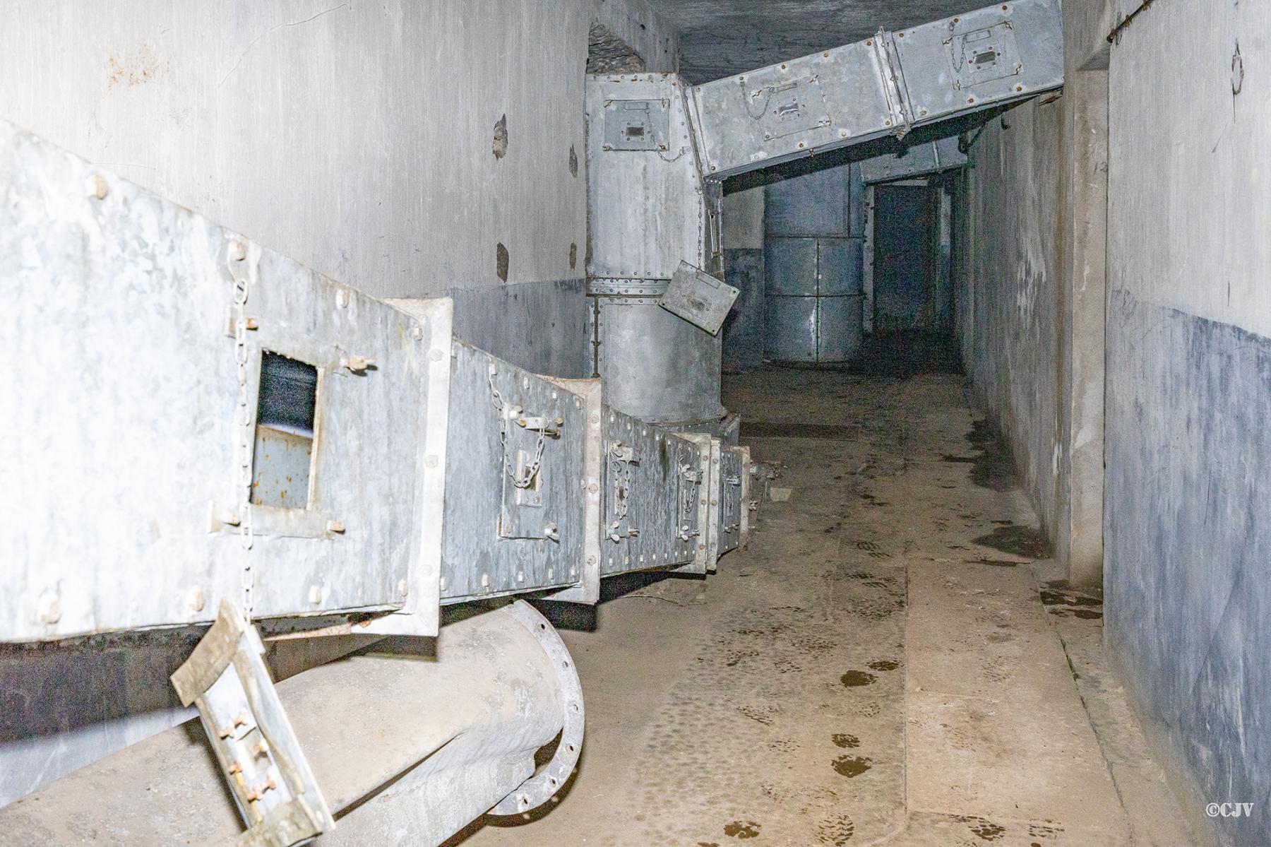 Ligne Maginot - SIMSERHOF - (Ouvrage d'artillerie) - Bloc 6 - Lia VERMEULEN