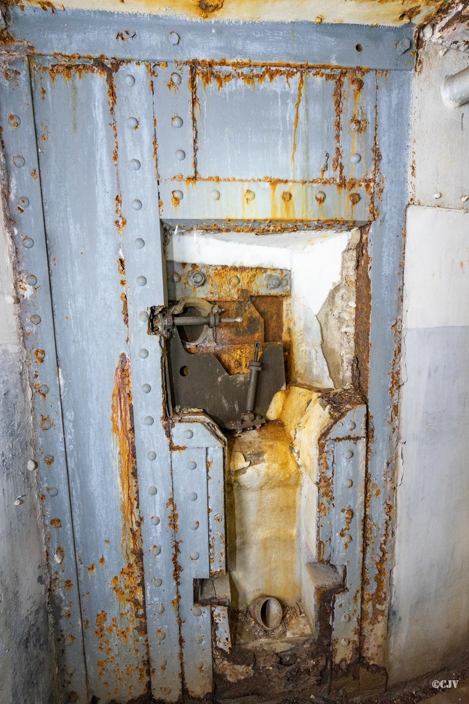 Ligne Maginot - SIMSERHOF - (Ouvrage d'artillerie) - Bloc 6 - Lia VERMEULEN