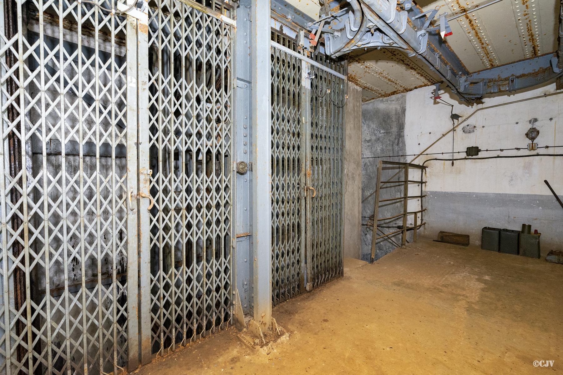 Ligne Maginot - SIMSERHOF - (Ouvrage d'artillerie) - Bloc 6 - Lia VERMEULEN