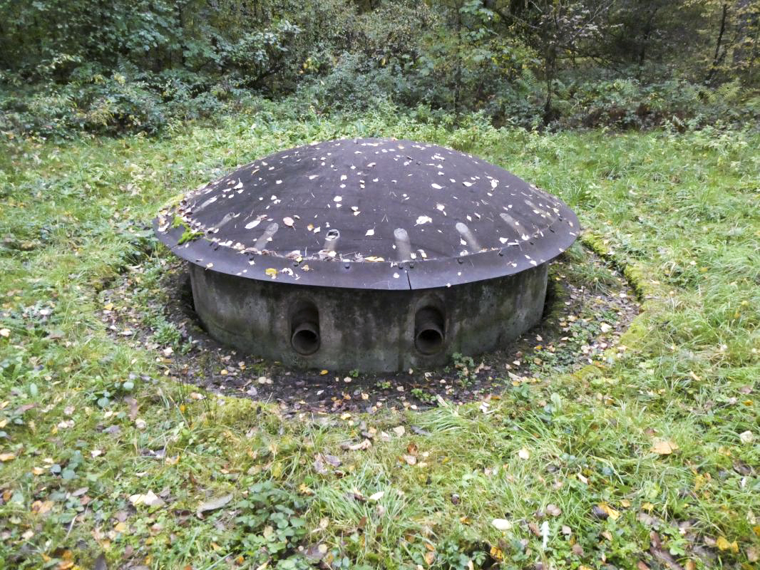 Ligne Maginot - SIMSERHOF - (Ouvrage d'artillerie) - Bloc 7
Tourelle 135mm - ELLENA - CUNY