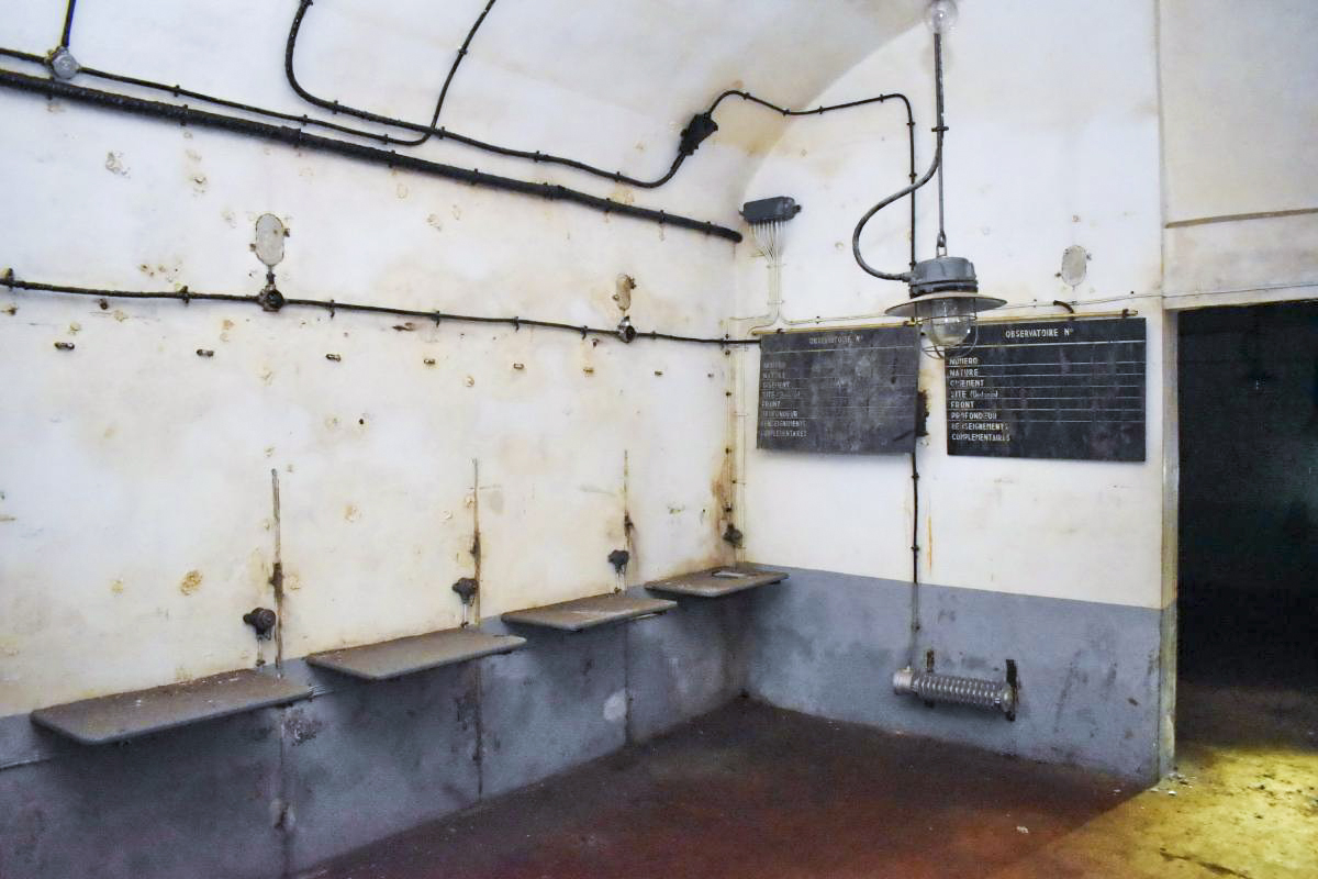 Ligne Maginot - SIMSERHOF - (Ouvrage d'artillerie) - PC
Salle des communications - Daniel Froehly