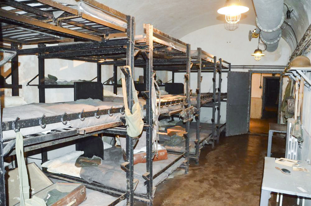 Ligne Maginot - SIMSERHOF - (Ouvrage d'artillerie) - Chambre troupe - D. Froehly
