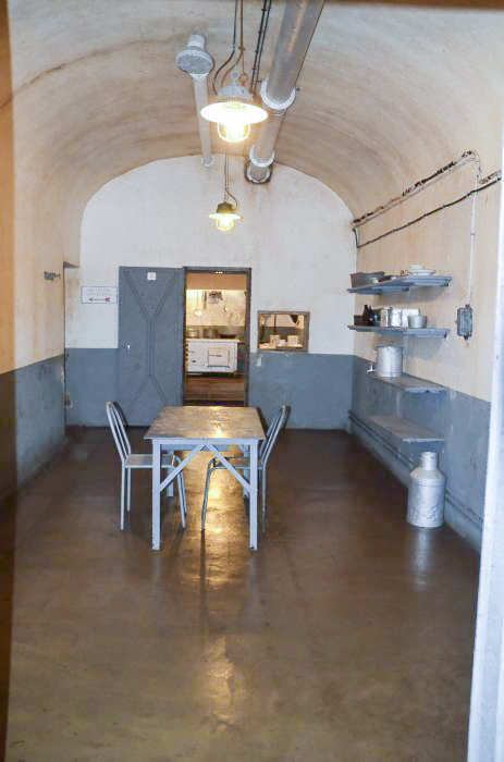 Ligne Maginot - SIMSERHOF - (Ouvrage d'artillerie) - Réfectoire des officiers - D. Froehly