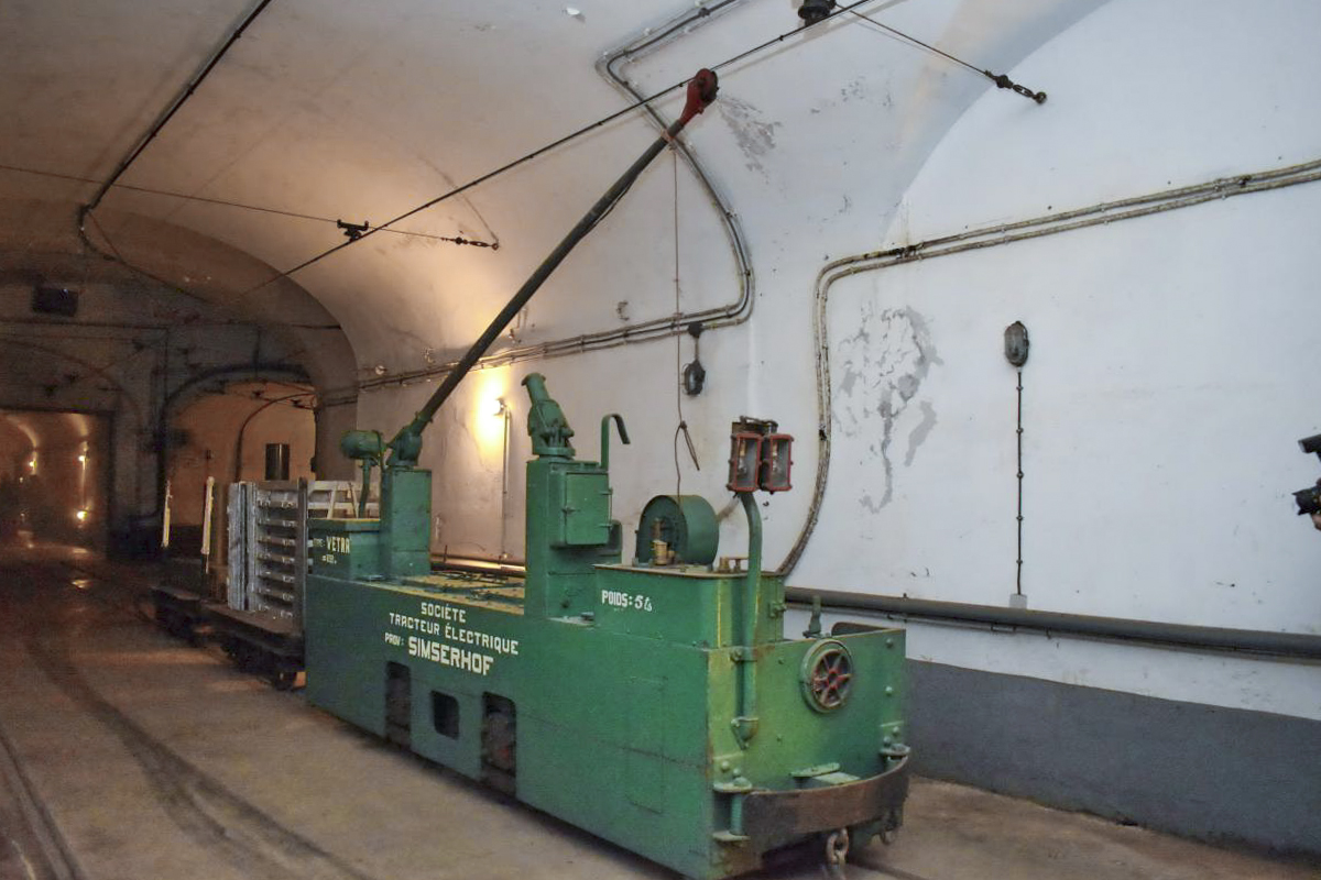 Ligne Maginot - SIMSERHOF - (Ouvrage d'artillerie) - Locotracteur Vetra - Daniel Froehly