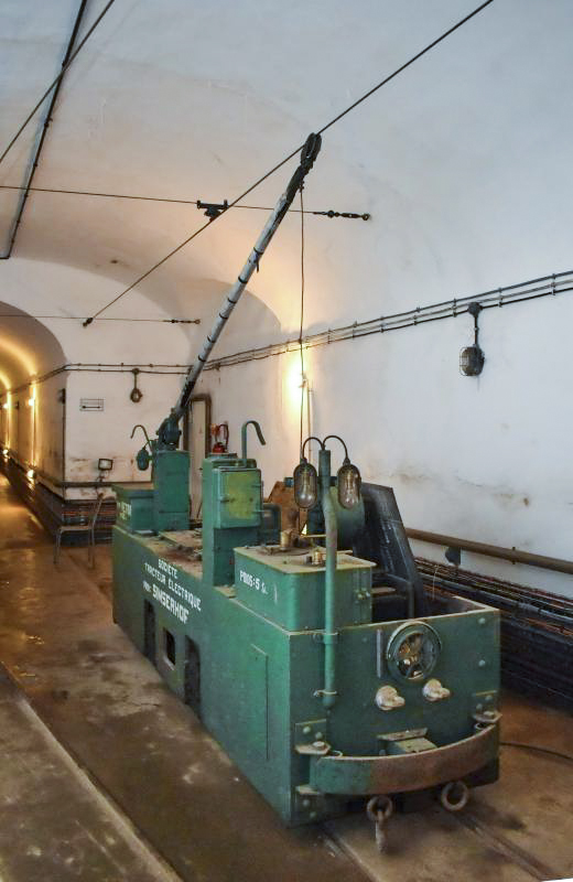 Ligne Maginot - SIMSERHOF - (Ouvrage d'artillerie) - Locotracteur Vetra - Daniel Froehly