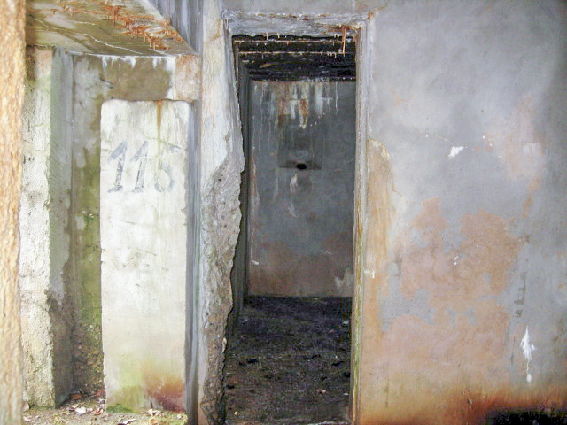 Ligne Maginot - HOLZSCHLAG 3 - (Blockhaus pour canon) - L'accès à la chambre de tir mitrailleuse - Christian LENHARD