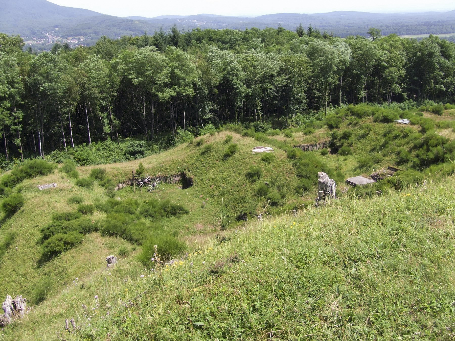 Ligne Maginot - FORT DE GIROMAGNY - (Position d'artillerie préparée) - Les plateformes d'artillerie - STENGER Mathieu