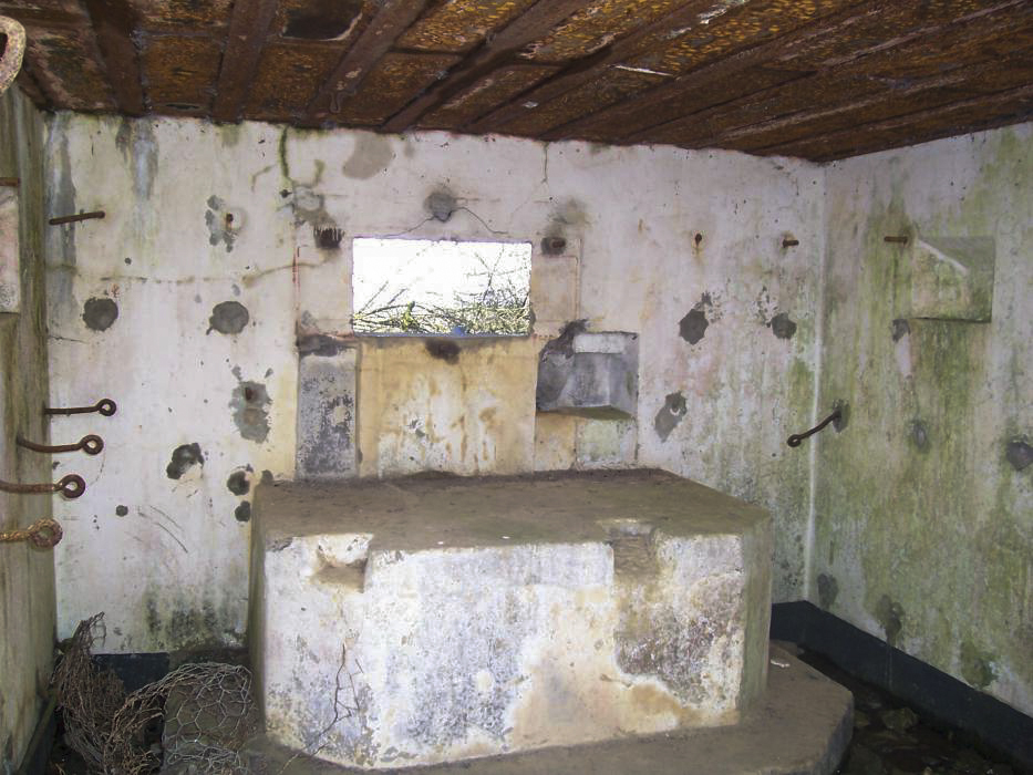 Ligne Maginot - MISSLINGEN 1 - (Blockhaus pour canon) - Vue intérieur - JM57