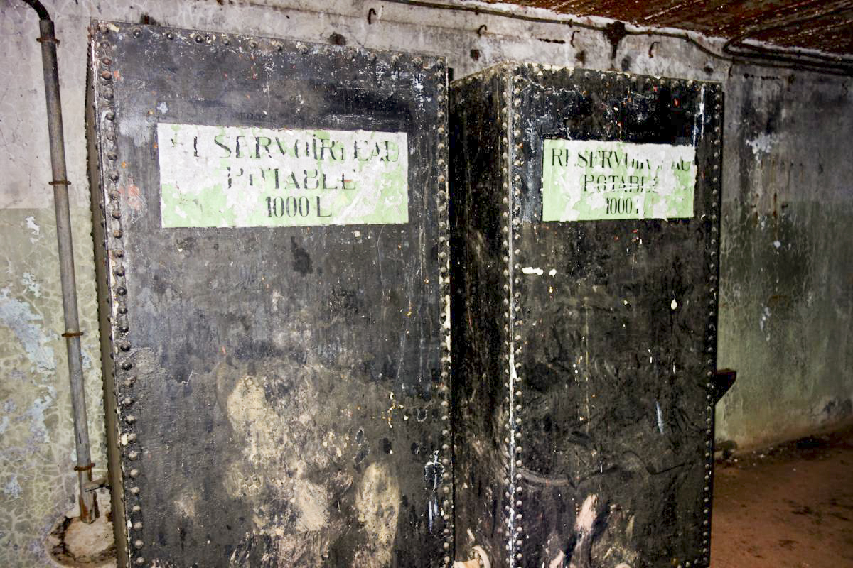 Ligne Maginot - SEELBERG OUEST - (Casemate d'infanterie) - Réservoirs d'eau de la casemate - Michel Teiten