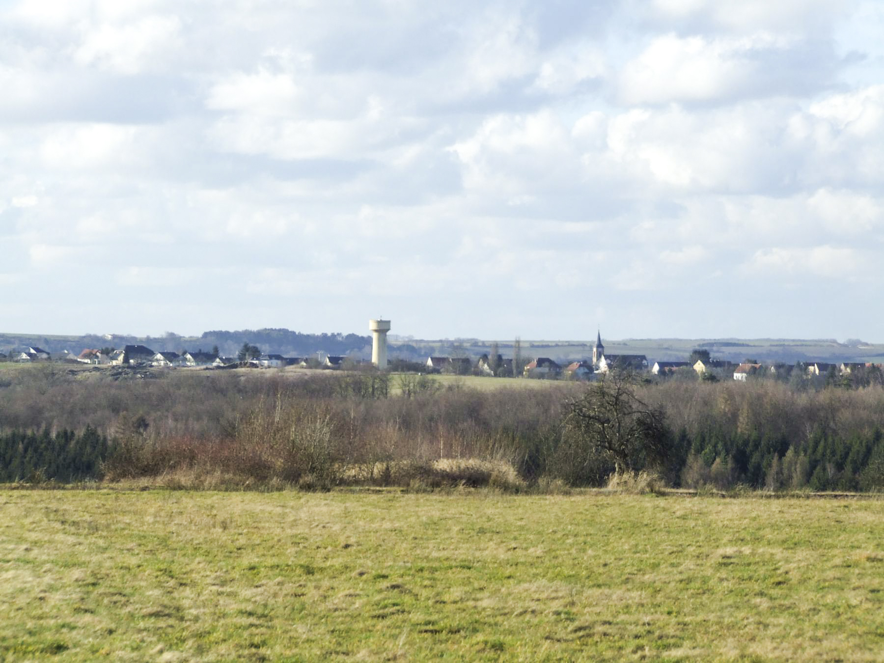 Ligne Maginot - OUEST DE SONNENBERG - (Observatoire d'artillerie) - La vue vers le village de Petit-Réderching depuis la tourelle - STENGER Mathieu