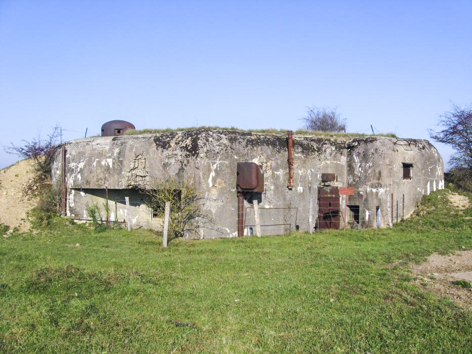 Ligne Maginot - SINNERSBERG OUEST - (Casemate d'infanterie) - Vue générale - Christian LENHARD