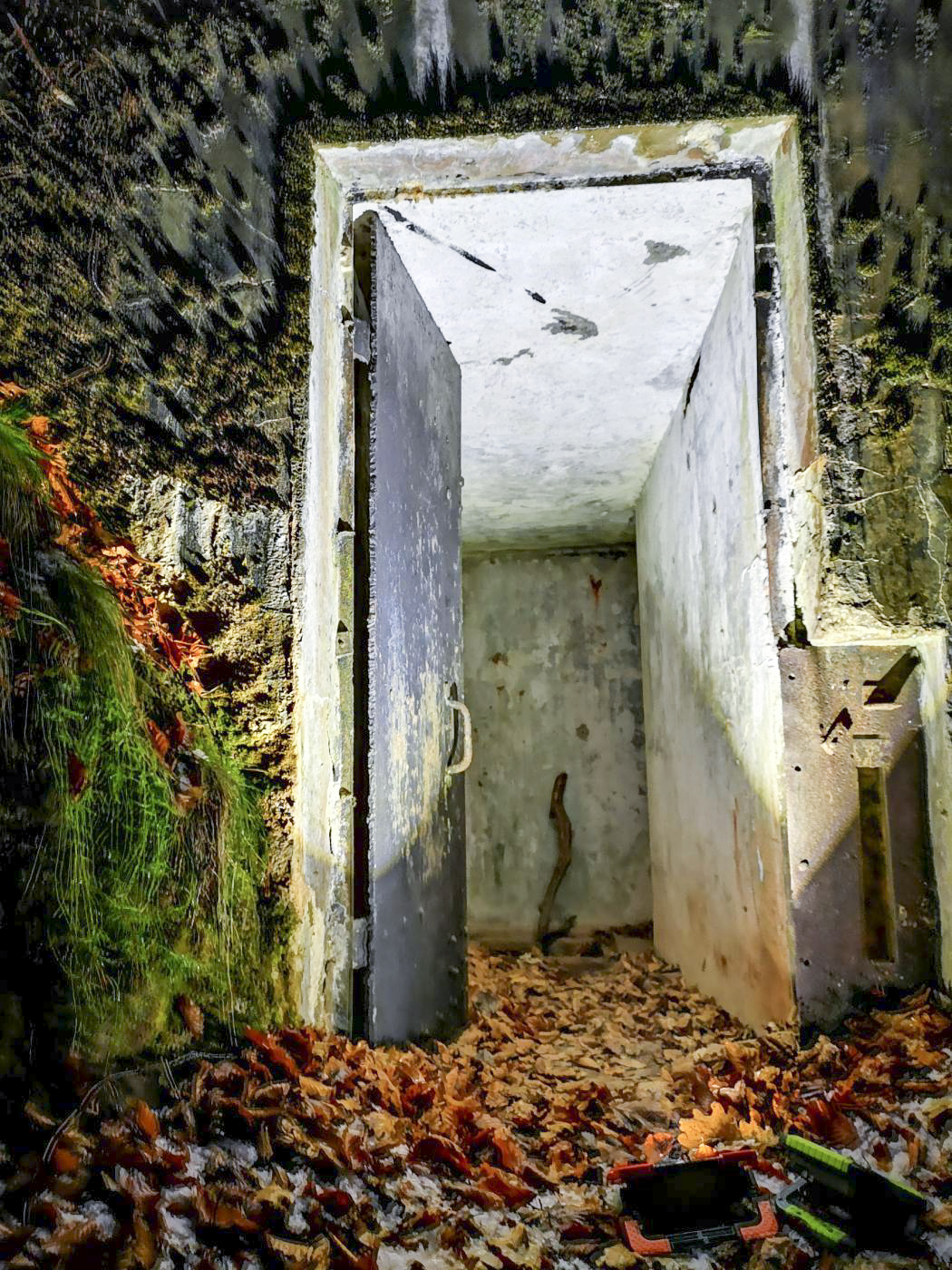 Ligne Maginot - V - (Chambre de coupure) - La chambre de coupure possède une entrée de plain-pied (type B2). - DK_Antoine4