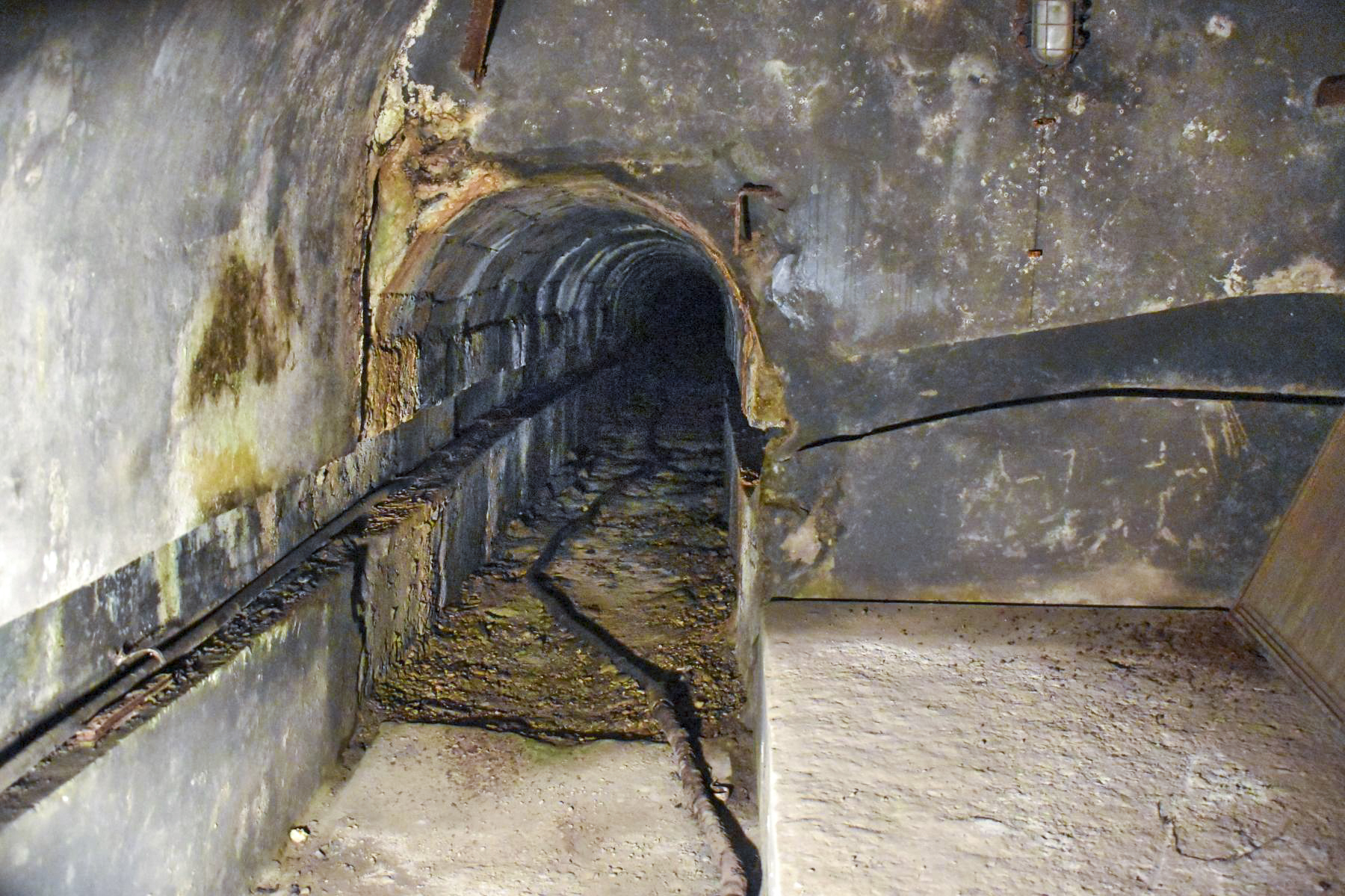 Ligne Maginot - FOUR A CHAUX - FAC - (Ouvrage d'artillerie) - Galerie vers les blocs 2 à 4 et issue de secours - Daniel Froehly