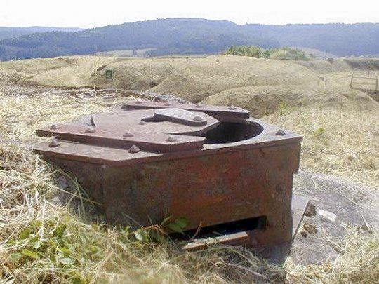 Ligne Maginot - CITADELLE DE BITCHE OUEST - (Observatoire d'infanterie) -  - www.lignemaginot.com