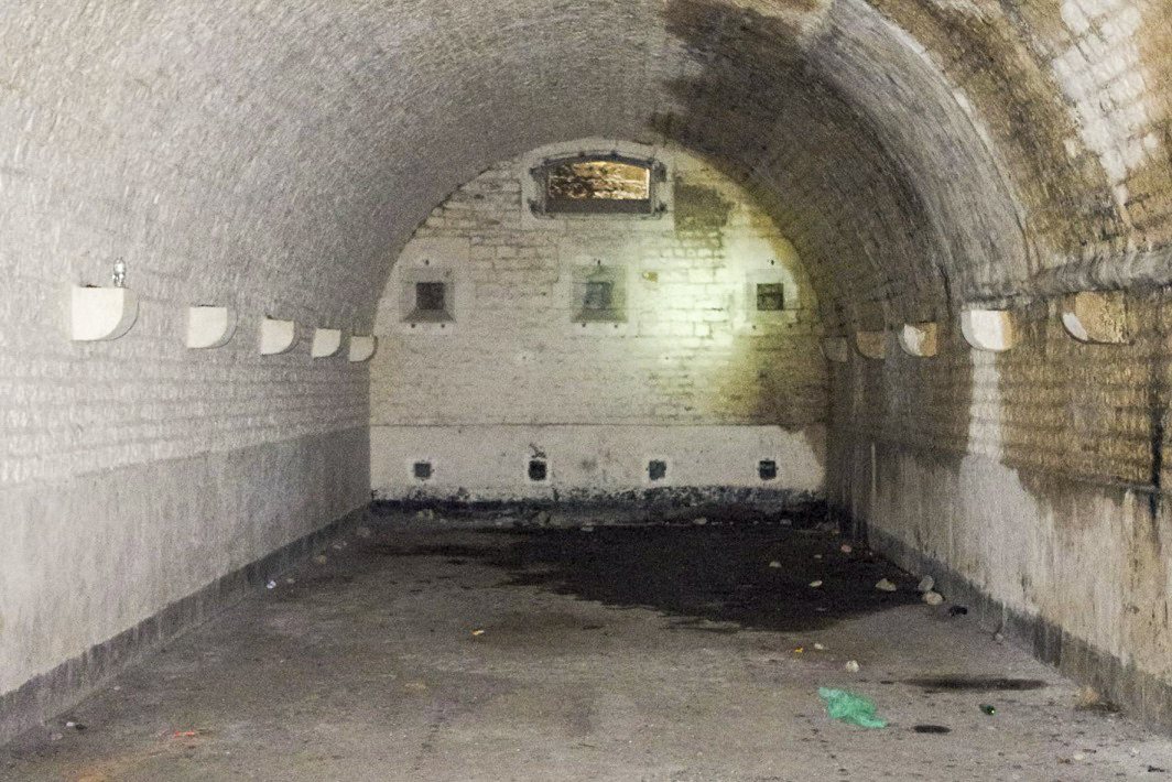 Ligne Maginot - BATTERIE DES ROCHES - (Position d'artillerie préparée) - Le magasin à poudre - STENGER Mathieu