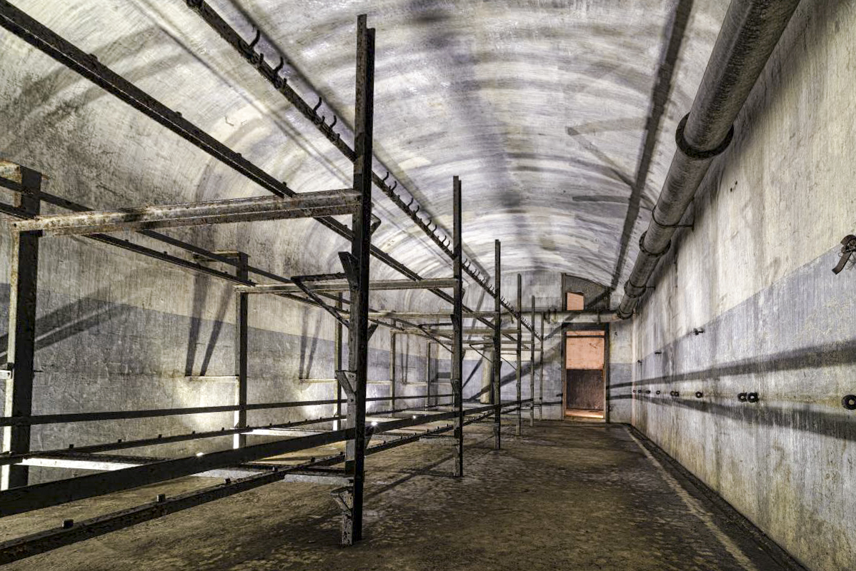 Ligne Maginot - LEGERET - (Abri) - Nous voilà maintenant dans une des chambrées, c'était sans doute la plus conservée de toutes.... - Patrimoine en Images