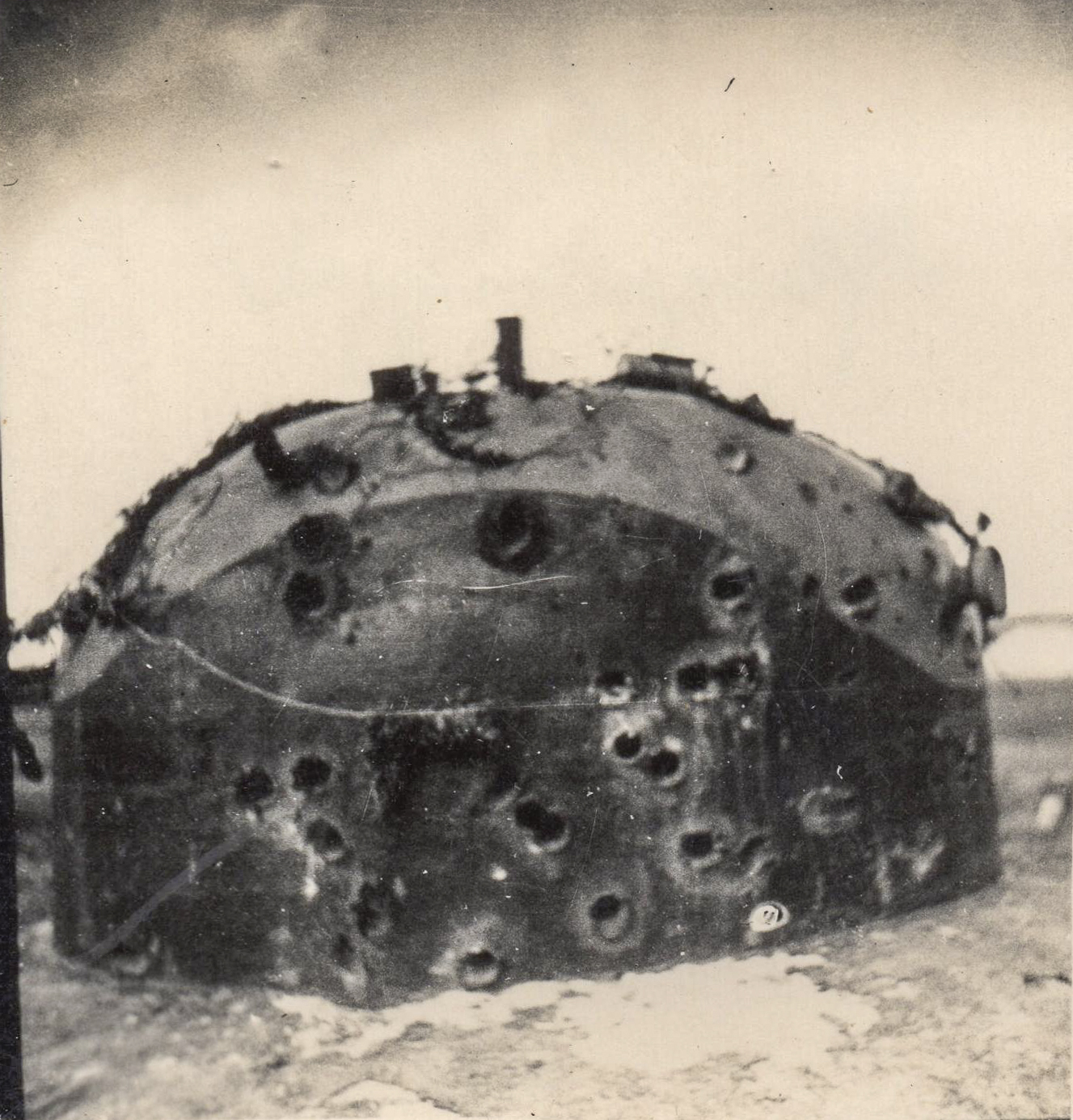 Ligne Maginot - HAUT POIRIER - (Ouvrage d'infanterie) - La cloche GFM du bloc 3 - Inconnu