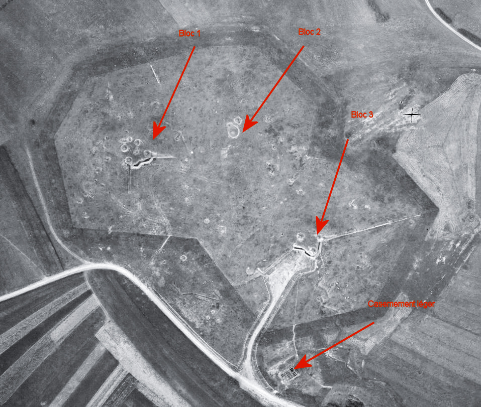 Ligne Maginot - HAUT POIRIER - (Ouvrage d'infanterie) - Vue aérienne de l'ouvrage en 1950. - IGN - Géoportail 1950