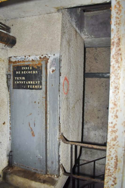 Ligne Maginot - HAUT POIRIER - (Ouvrage d'infanterie) - Bloc 1
Issue de secours - Daniel Froehly