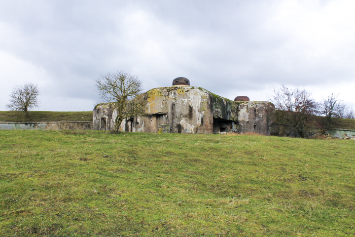 Ligne Maginot - HAUT POIRIER - (Ouvrage d'infanterie) - Bloc 3  
Vue générale - Christian LENHARD